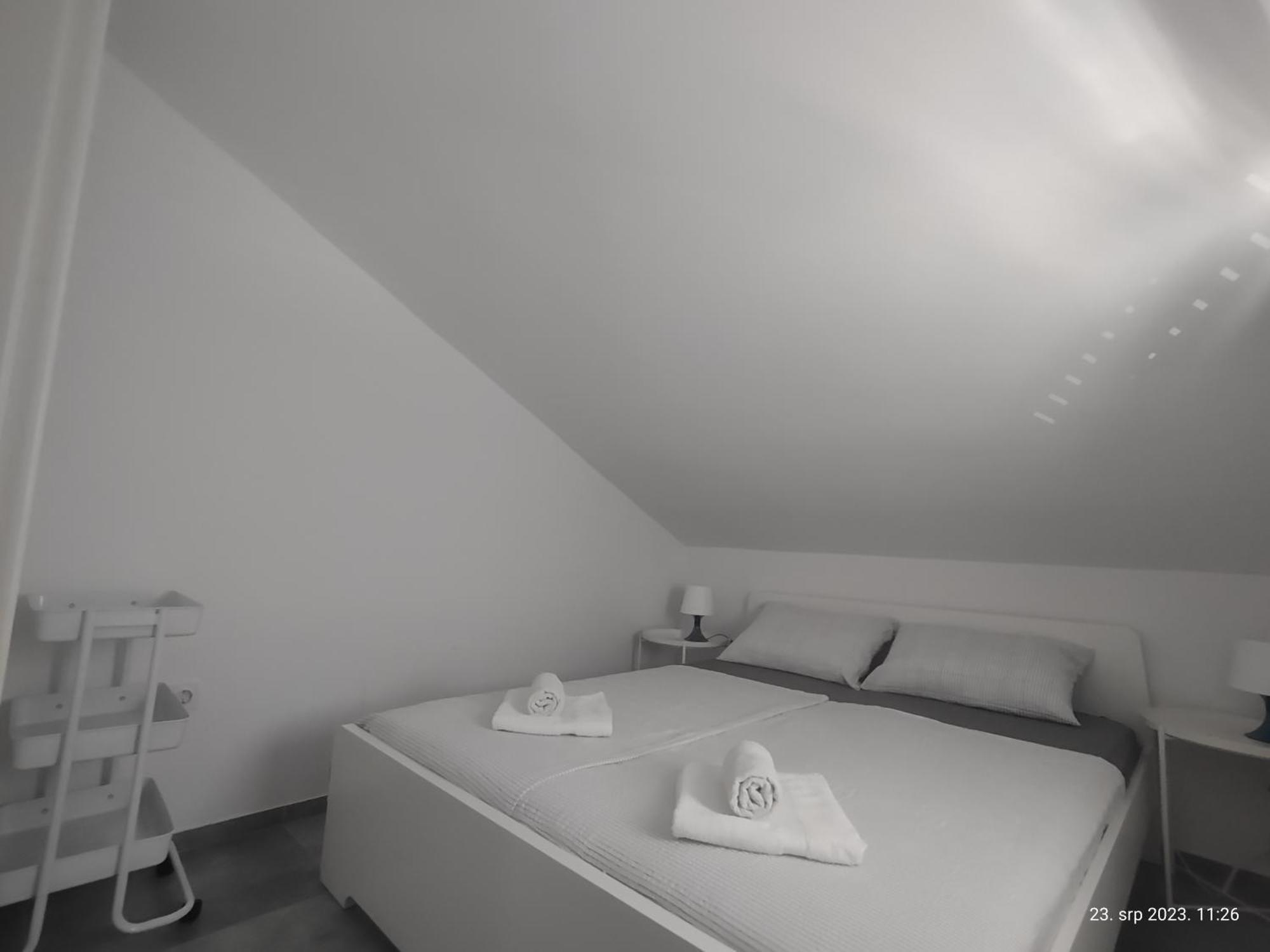 Duplex Appartment Luna Krk Town Kültér fotó
